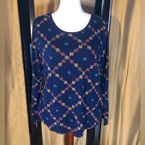 Floral Patterned Navy Women's Everyday Tee